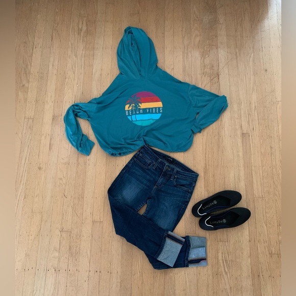 Joe’s jeans cuffed capri - Picture 12 of 12